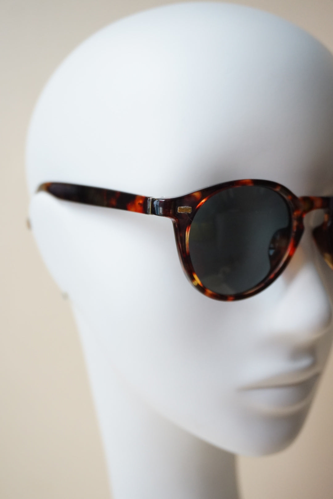 Foster Grant Easton Polarized Tortoise Sunglasses