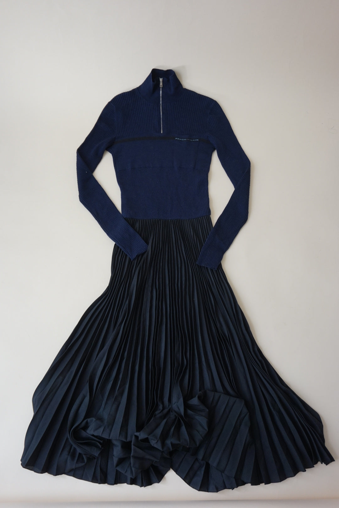 Prada 2018 Navy Blue Wool Quarter Zip Pleated L/S Maxi Dress - Size 40