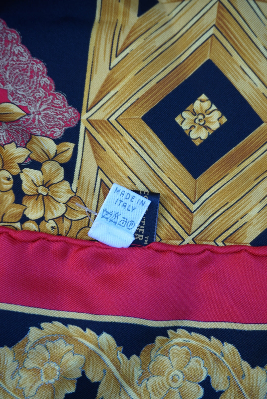 “Classique” Vintage Silk Scarf