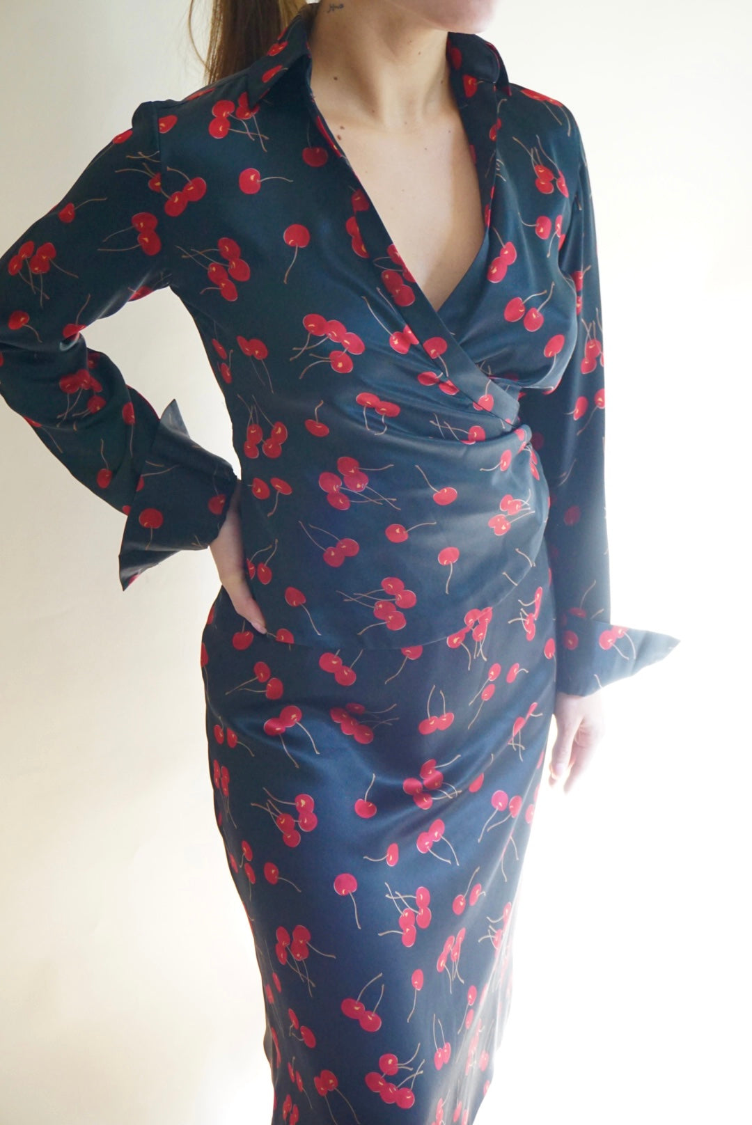 City DKNY Vintage Cherry Silk A-line Skirt - Size 4