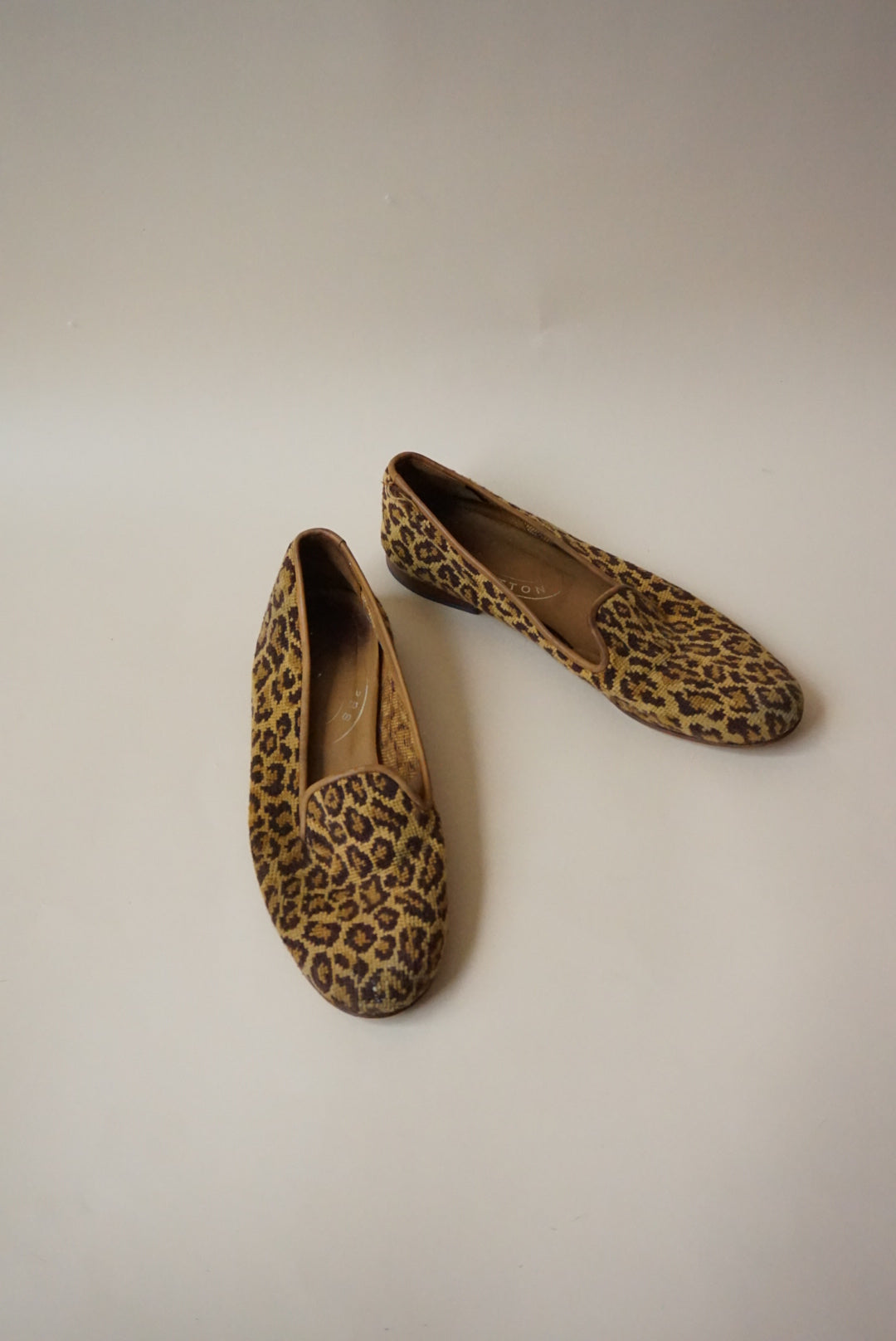 "Stubbs & Wootton" Jaguar Needlepoint Loafers