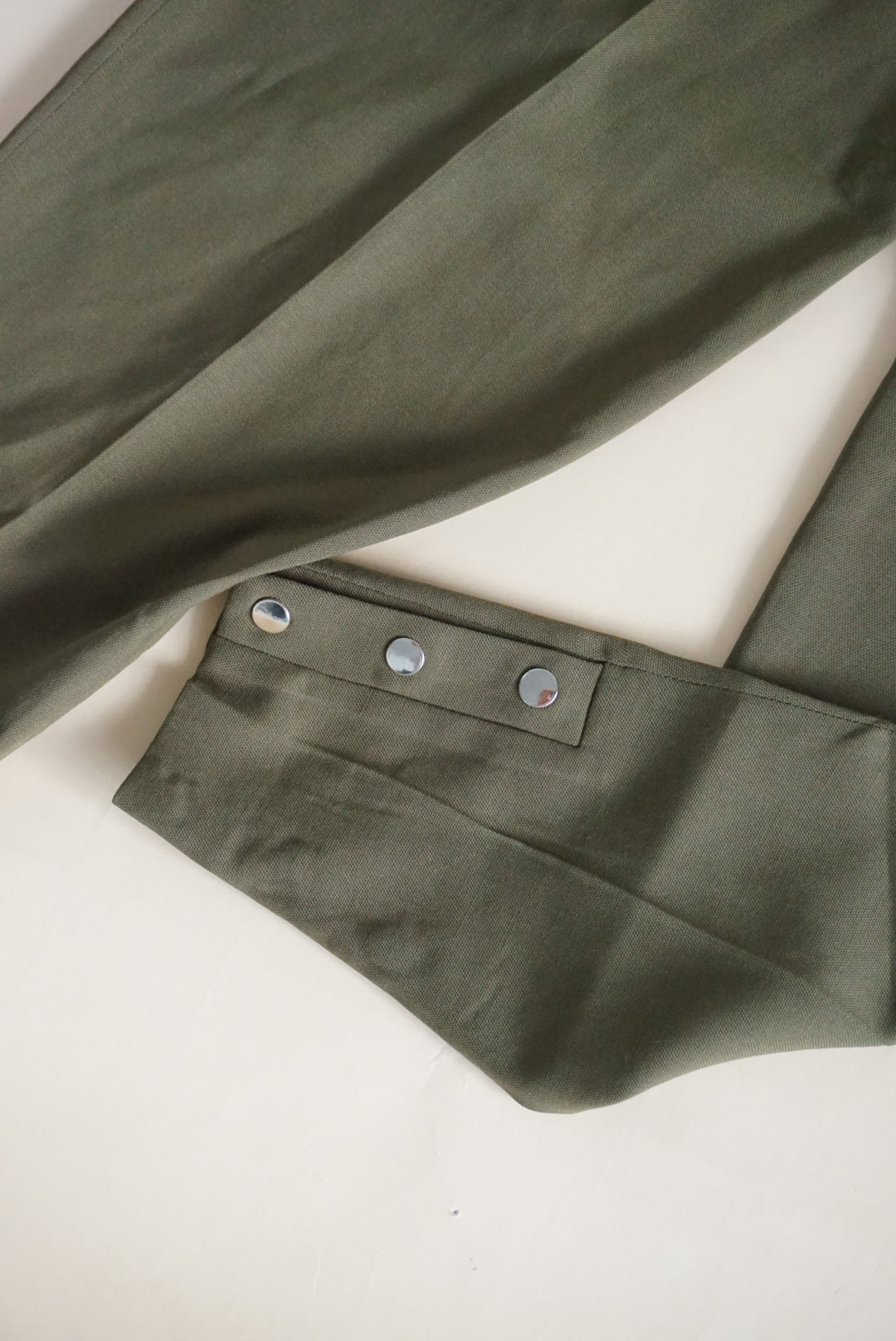 Altuzarra Tapered Breeches Virgin Wool Snap Olive Green Trousers - Size 34