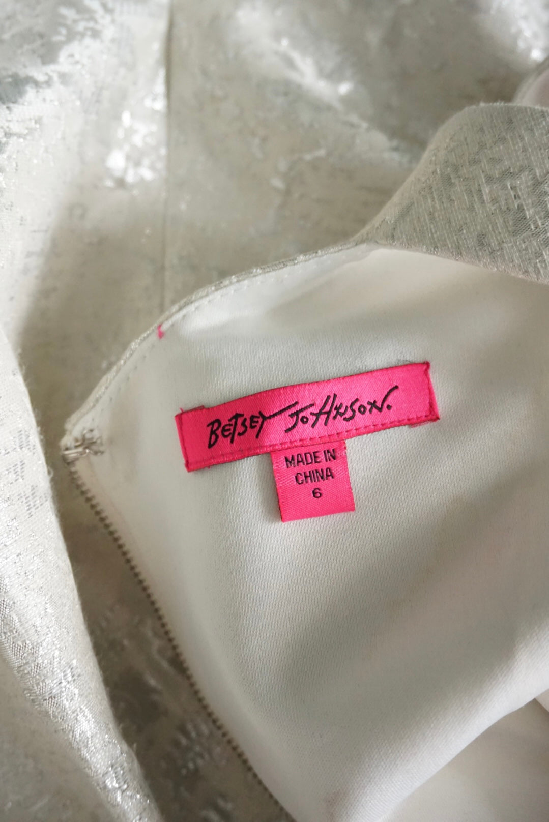 Betsey Johnson Y2K Silver/White Jacquard Sleeveless Caged Chest Mini Dress - Size 6