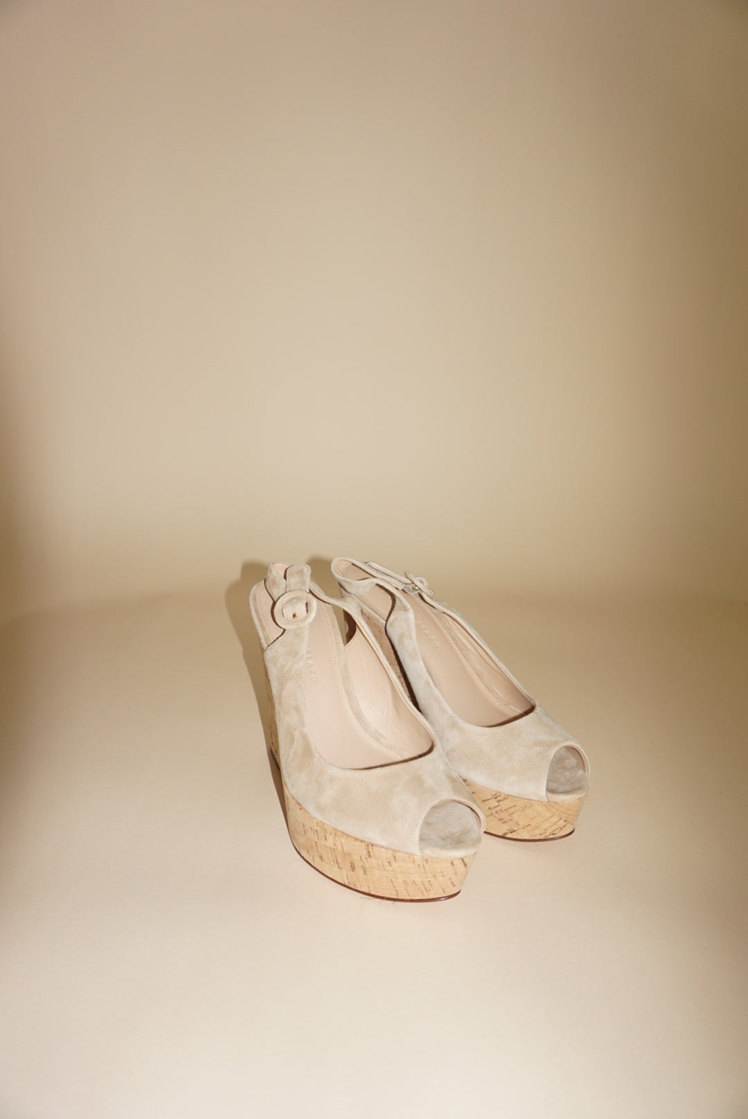 “Veronica Beard” Suede Peep Toe Slingback “Dali” NWOT Wedges - Size 8