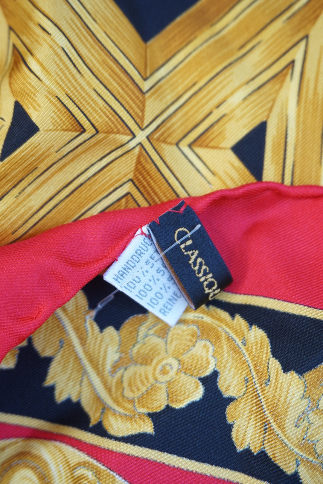 “Classique” Vintage Silk Scarf