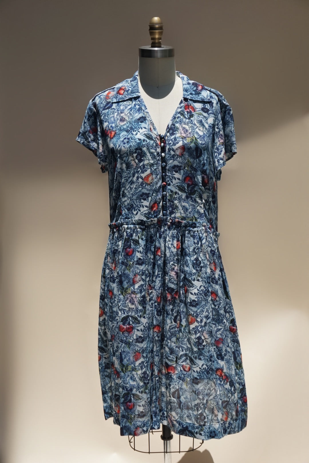 "See By Chloe" Crepe Fruit Art Midi Dress Waist Tie Dress - Size 40