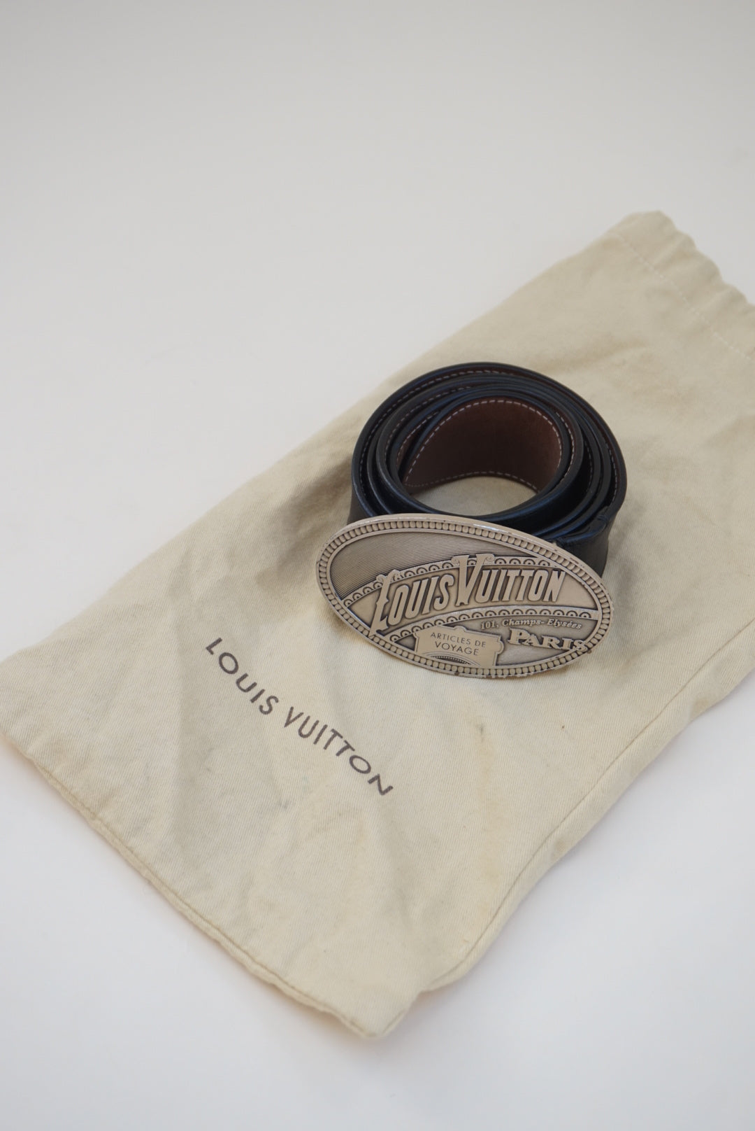 “Louis Vuitton” 2010 El Dorado Oval Buckle Leather Belt
