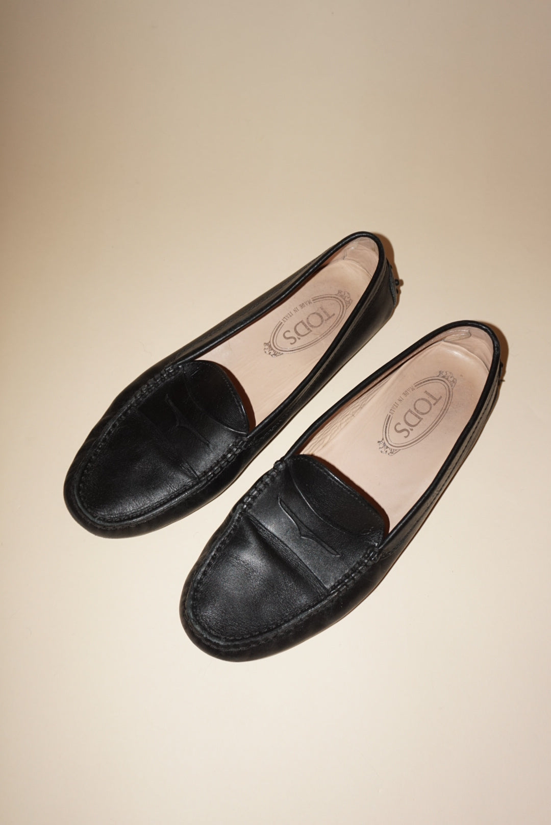 Tod’s Black Driving Leather “Gommino” Loafers - Size EU 39