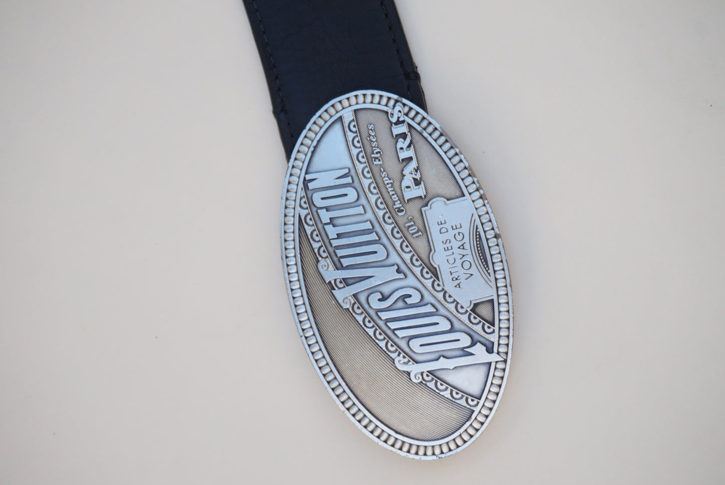 “Louis Vuitton” 2010 El Dorado Oval Buckle Leather Belt