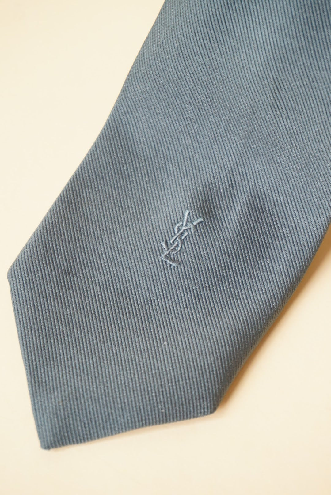 Yves Saint Laurent YSL Mens Grey Neck Tie Vintage Monogrammed