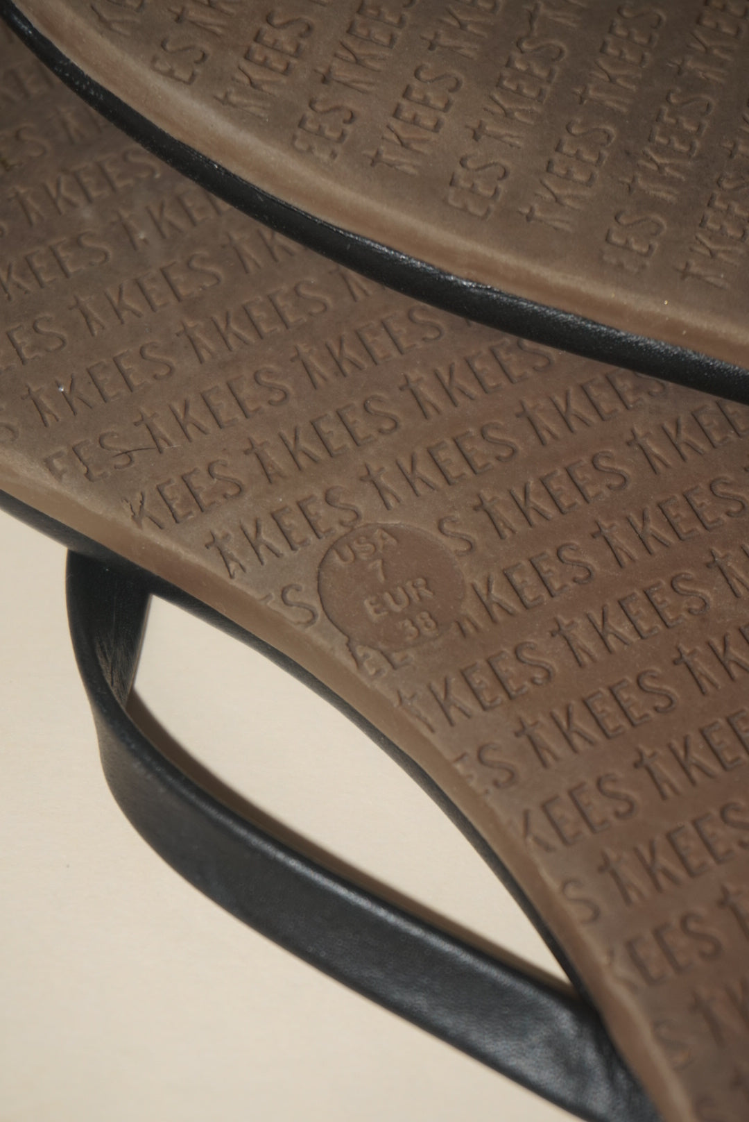 Tkees Lily Liners Black Round Toe Slip Flip Sandals - Size 7