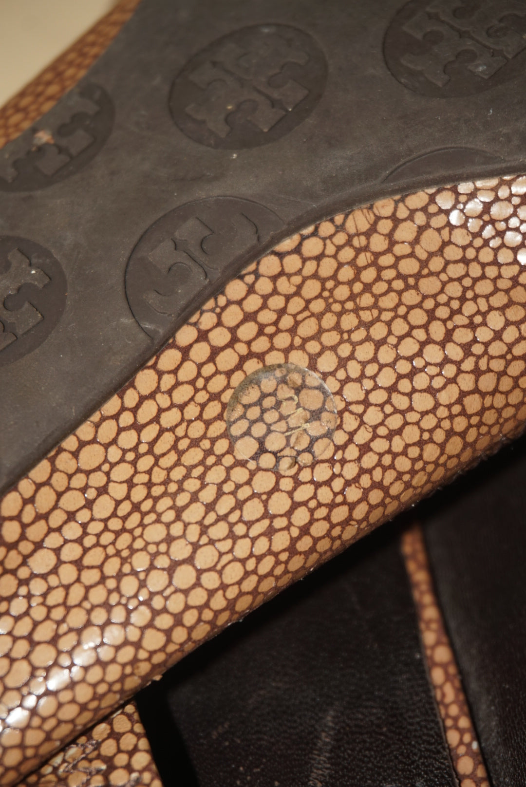 Tory Burch "Reva" Coconut Brown Stingray Leather Ballet Flat - Size 6
