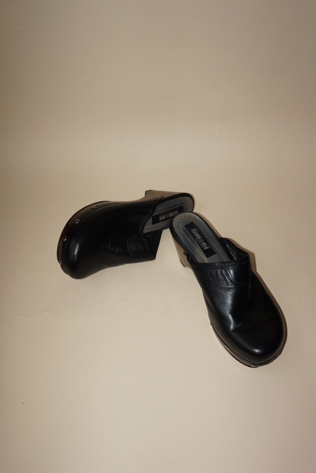 Vintage Y2K “Limoni” Leather Wood Clogs