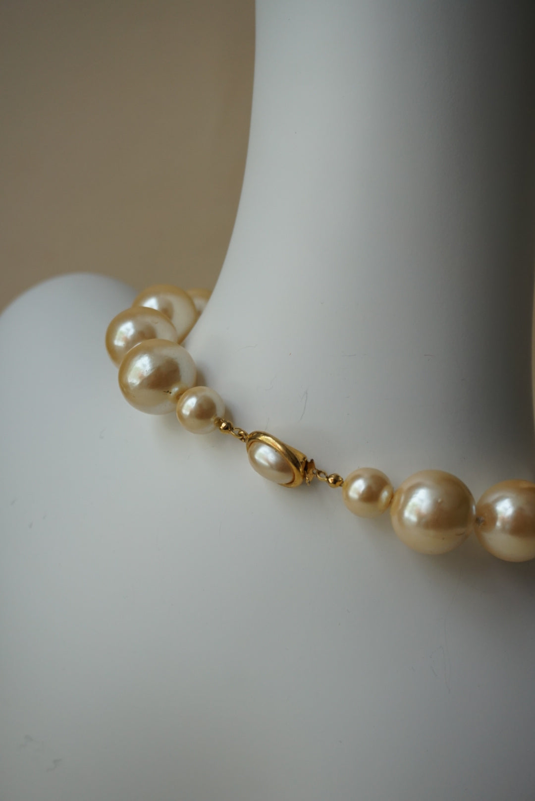 Vintage Faux Pearl Costume Necklace