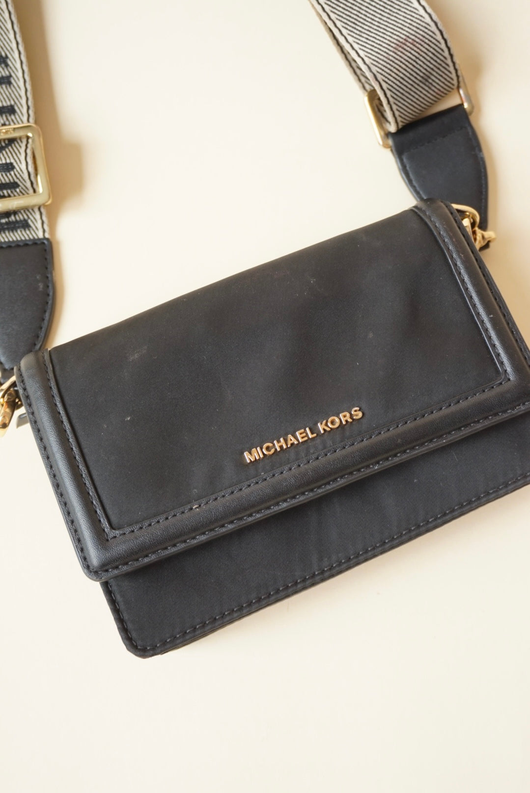 Michael Kors Jet Set Small Nylon Gabardine Smart Phone Crossbody Black Bag