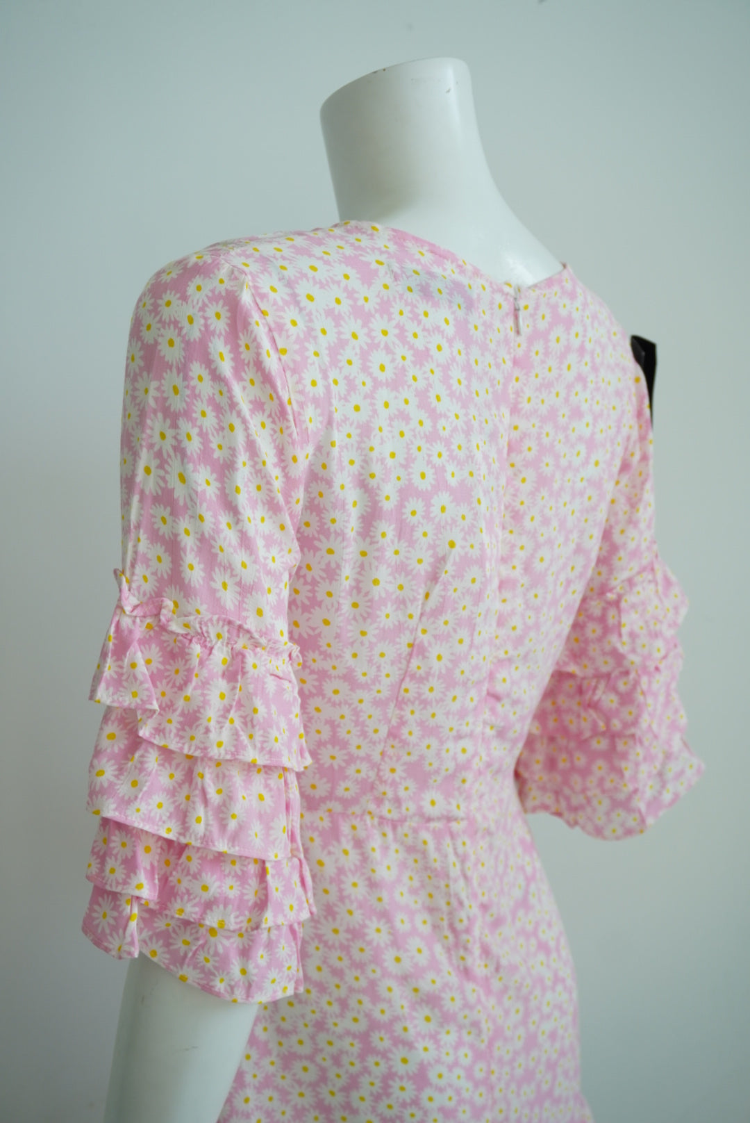 Faithfull The Brand Serafina Dusty Floral Pink  Ruffle Mini Dress NWT - Size Small/4