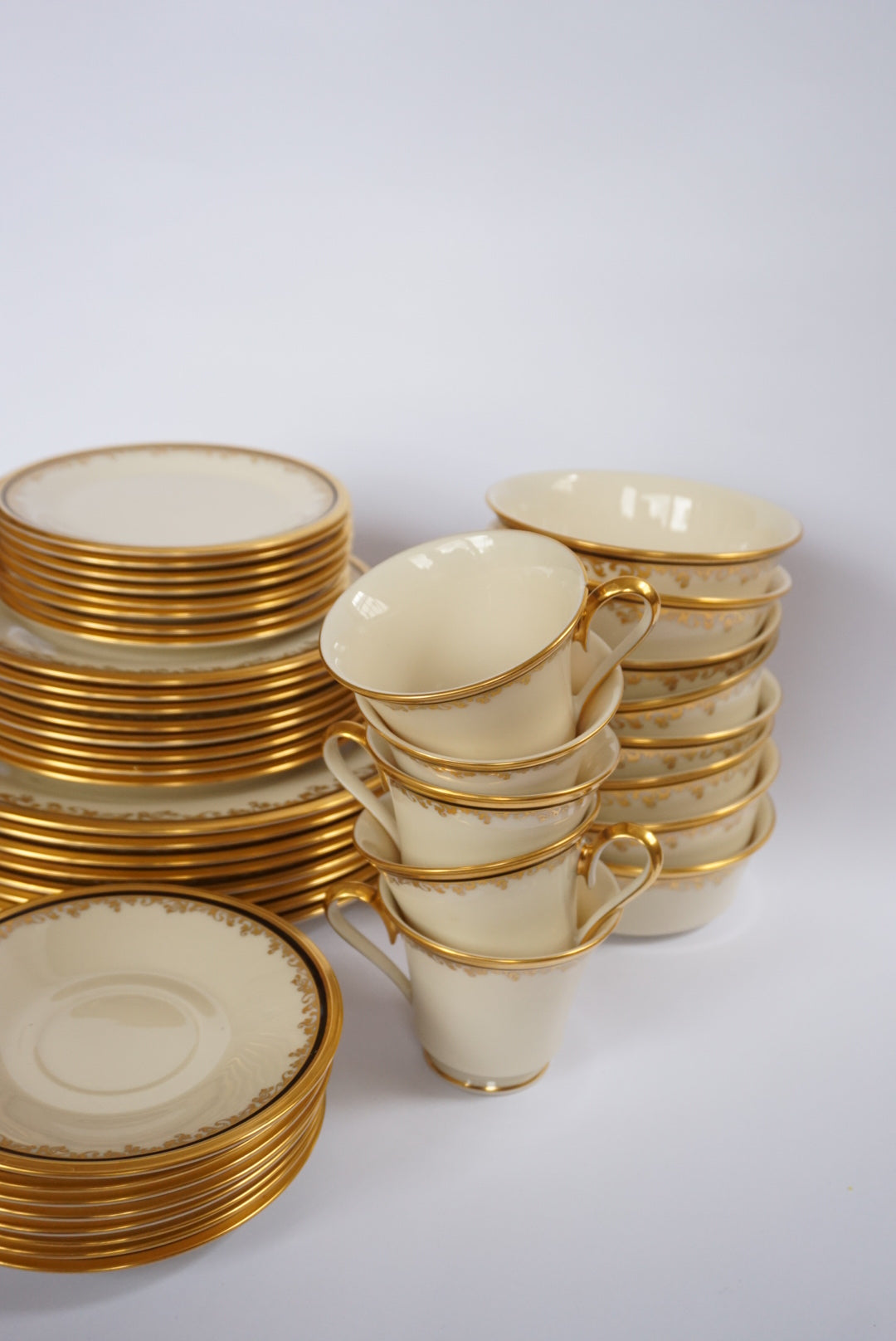 LENOX VTG RARE Discontinued ECLIPSE Gold / Black Trim Creme China Set - 45pcs