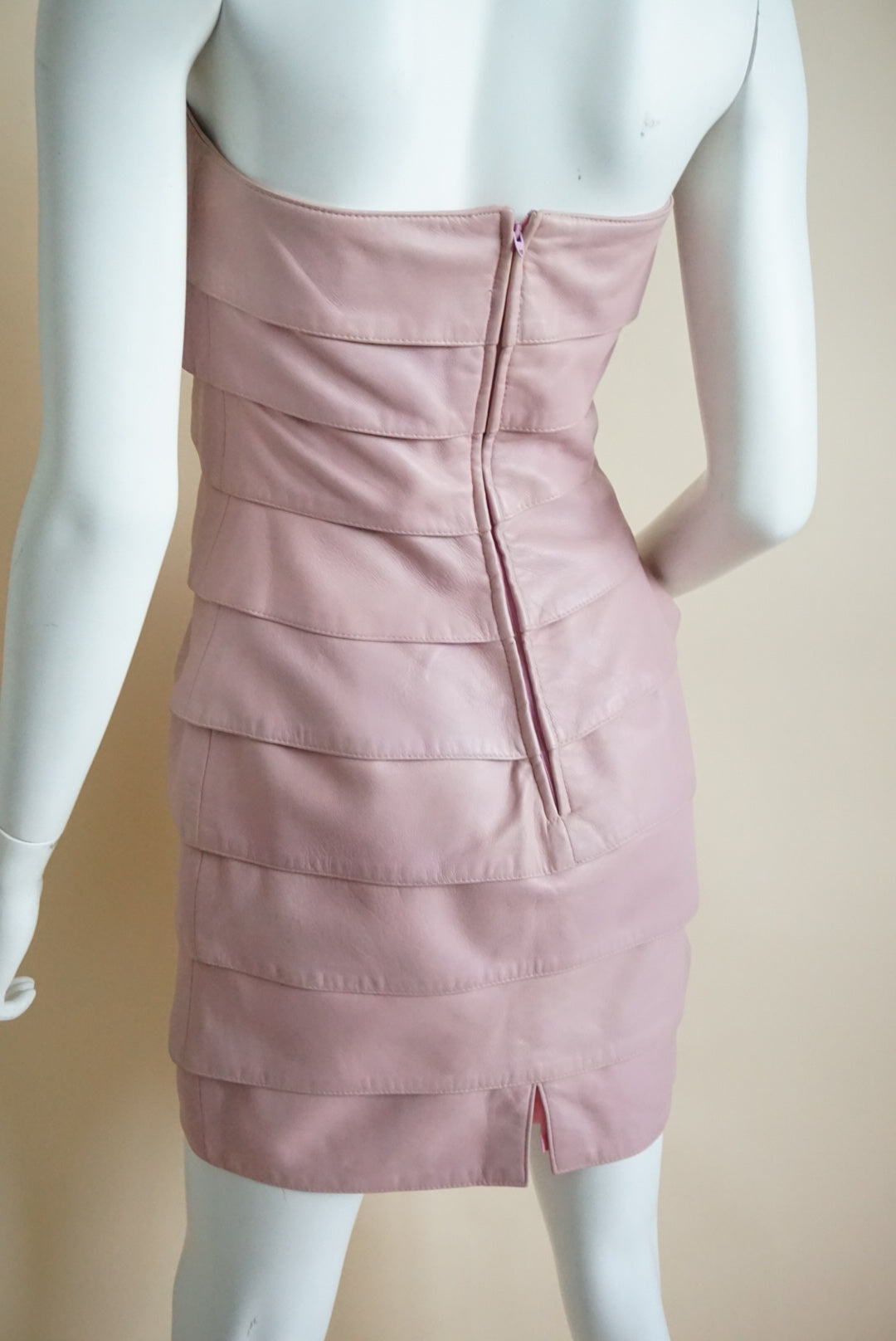 Vakko Vintage Leather Neiman Marcus Tiered Bodycon Strapless Dress - Size 8