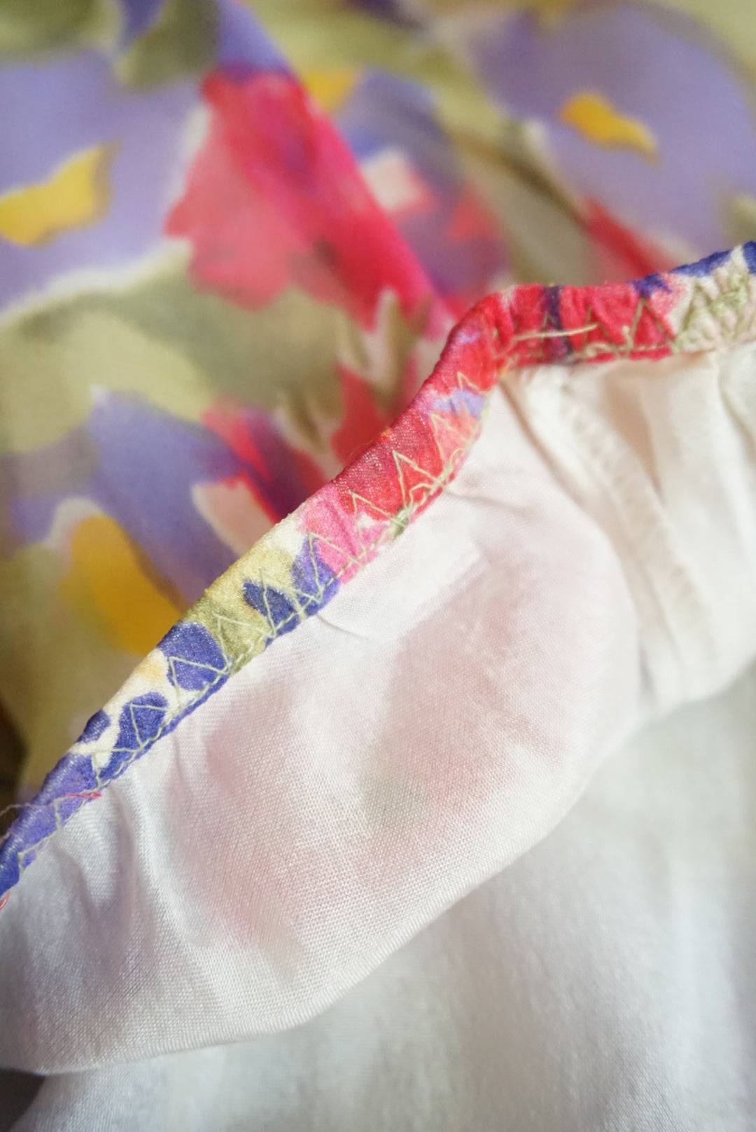 Anna and Frank Petite Vintage Floral Pastel Silk Midi Skirt - Size Petite Small