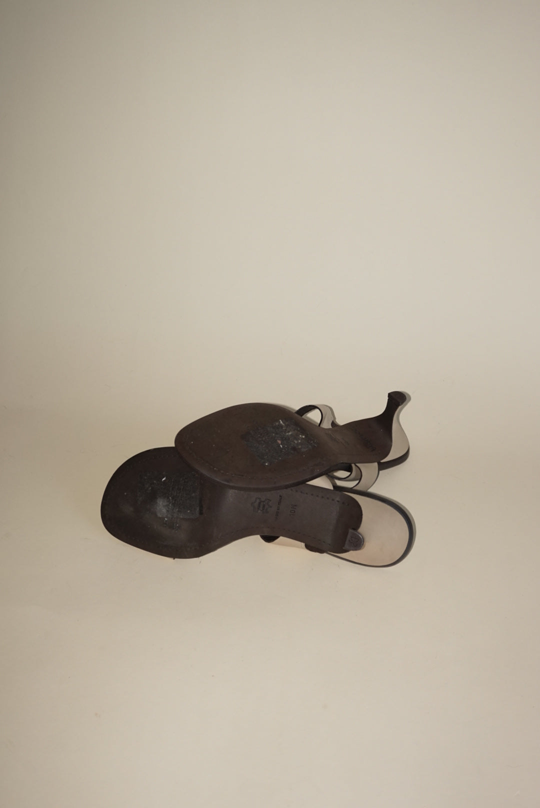 "Donald J Pliner" Tan Sandal Vintage NWOT Heel - Size 10.5