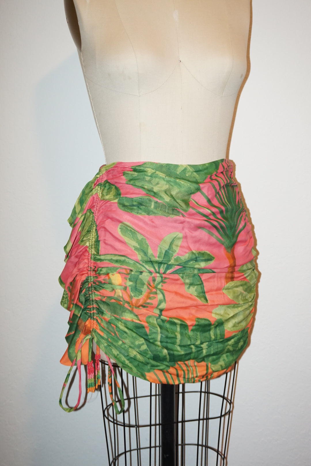 "Farm Rio" Mini Sunrise Scenario Skirt - Size XS