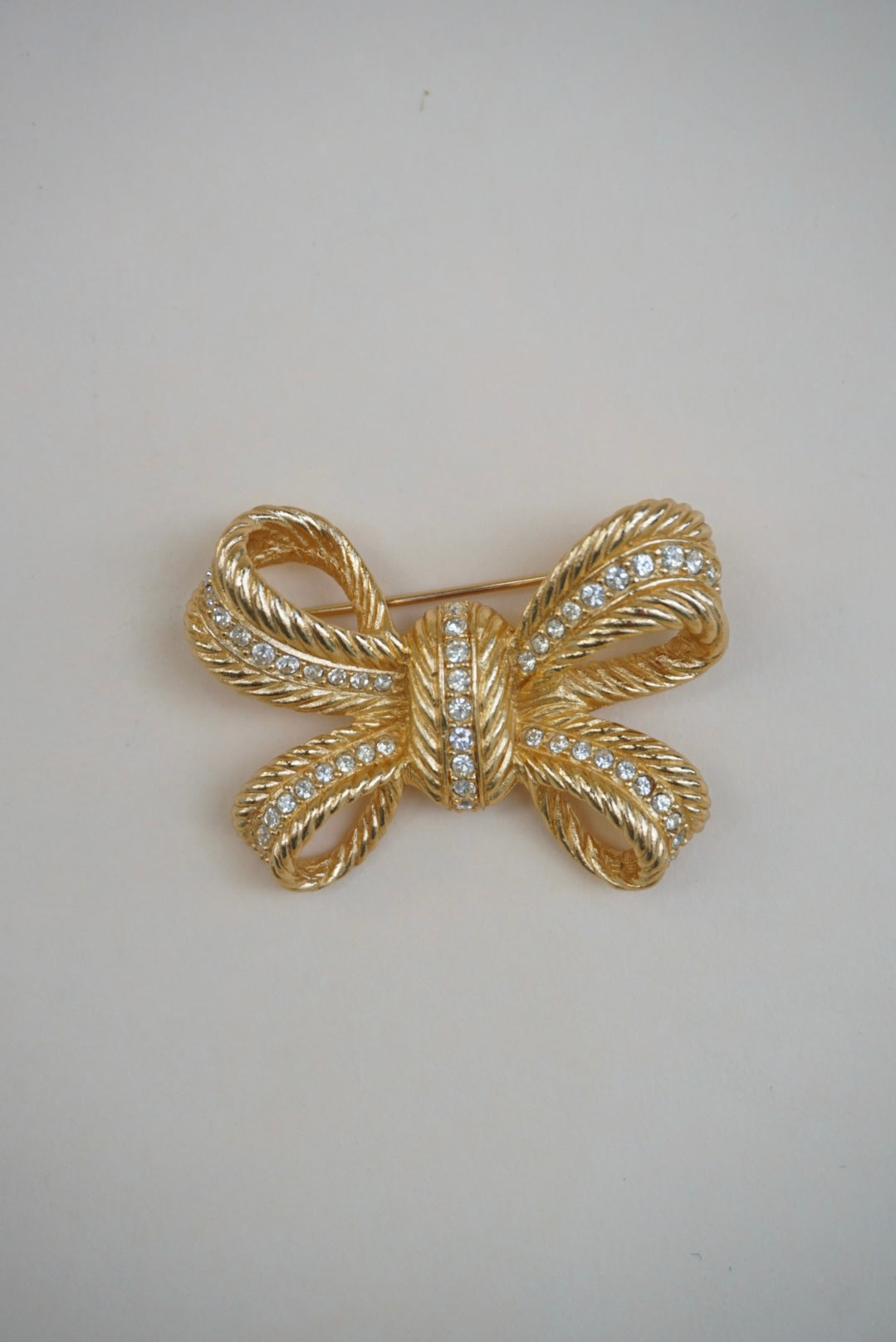 Vintage Unlabeled Faux Rhinestone Bow Brooch