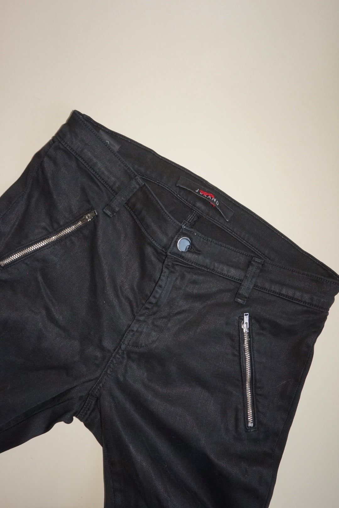 "J Brand" Black Stretch Zipper "Carey" - Size 28