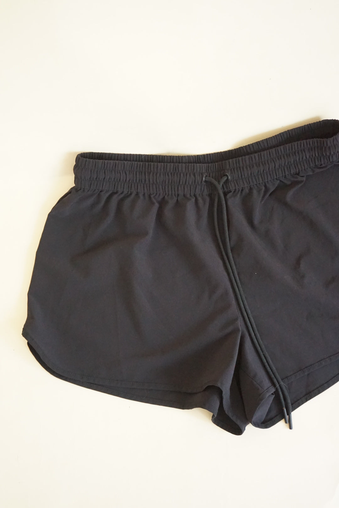 TNA Aritzia Black Drawstring Shorts - Size Medium