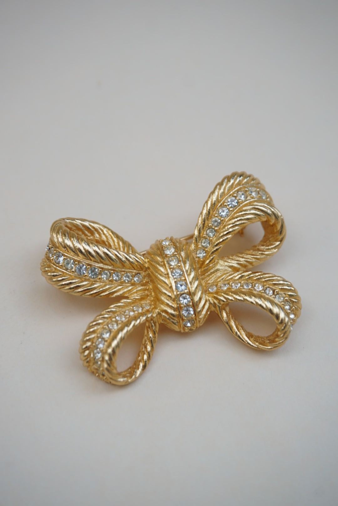 Vintage Unlabeled Faux Rhinestone Bow Brooch