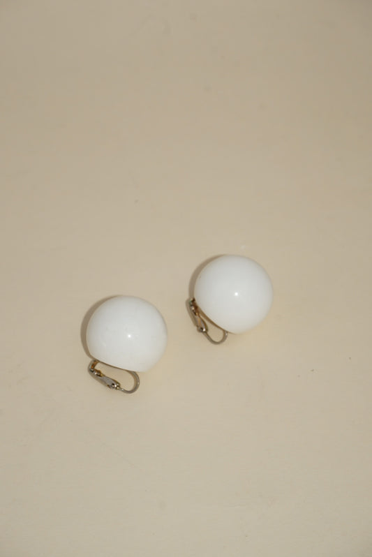 80's White Globe Sphere Clip On Earrings