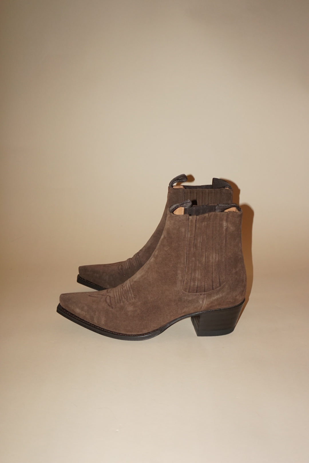 Ann Mashburn Short Brown Suede Cowboy Boot NWOT - Size EU 39