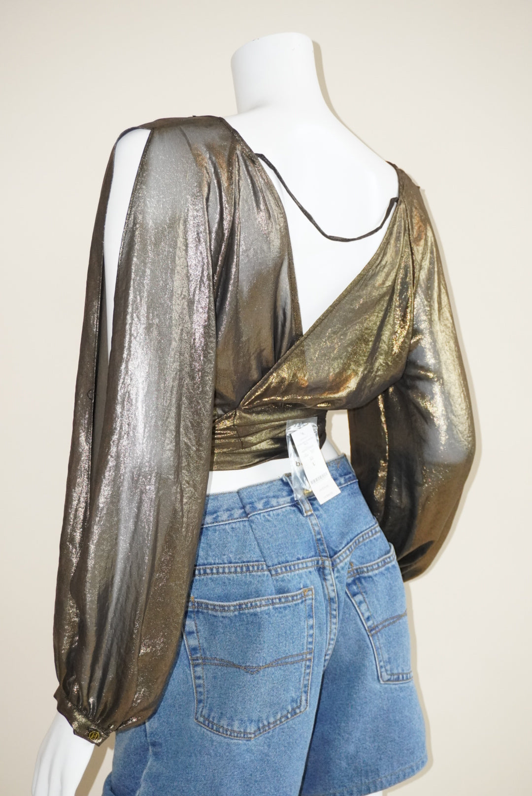 Bebe Genie Gold Metallic Open Back Slit Sleeve Wrap Top NWT - Size L