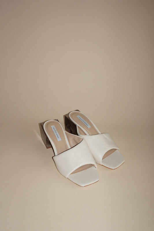 “Saks Fifth Avenue” Padded Marble Block Sandal Heels - Size 8