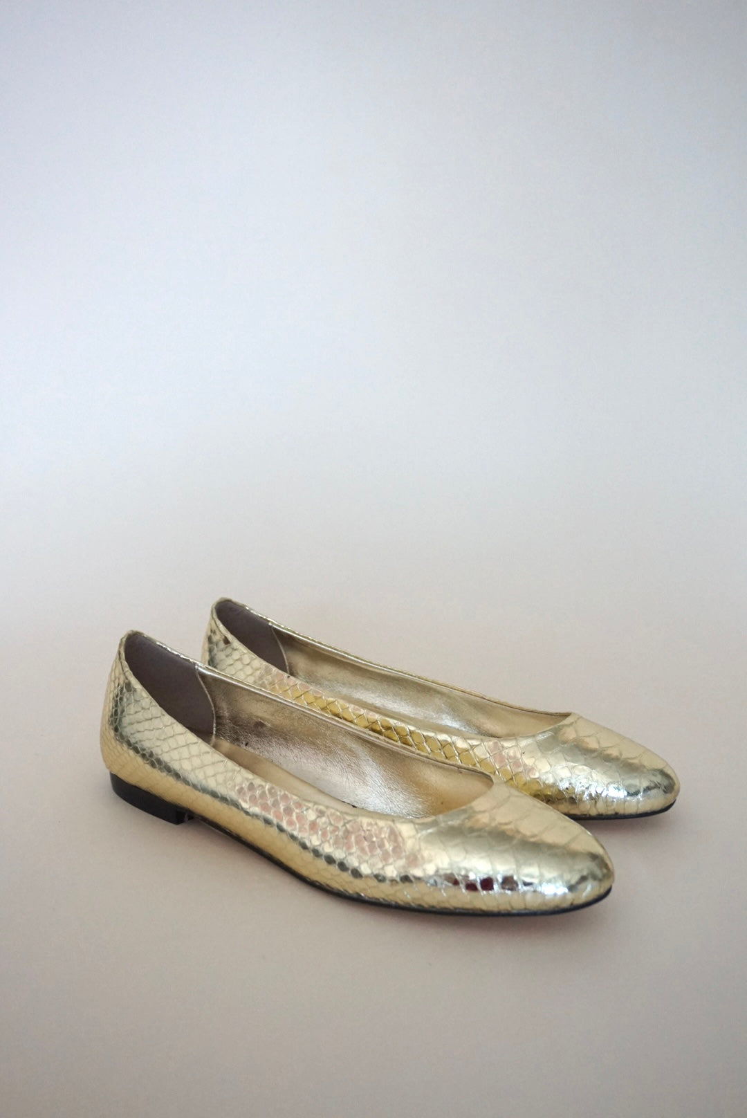 “Andrea Carrano” Gold Snake Ballet Flats NWOT- Size 40