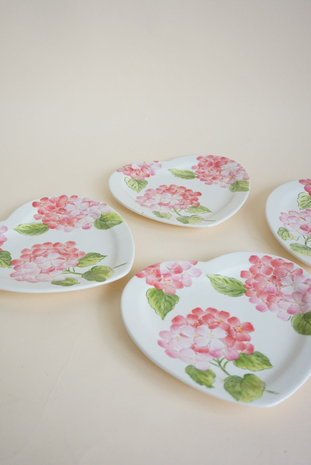 Ceramic Pink Hydrangeas Heart Shape Plates - Set of 4