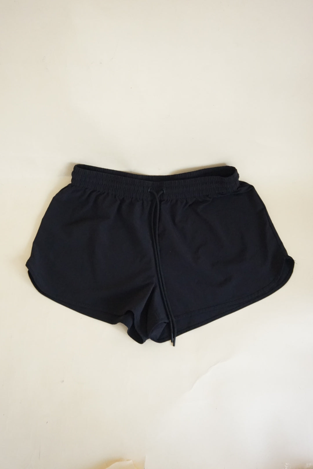 TNA Aritzia Black Drawstring Shorts - Size Medium