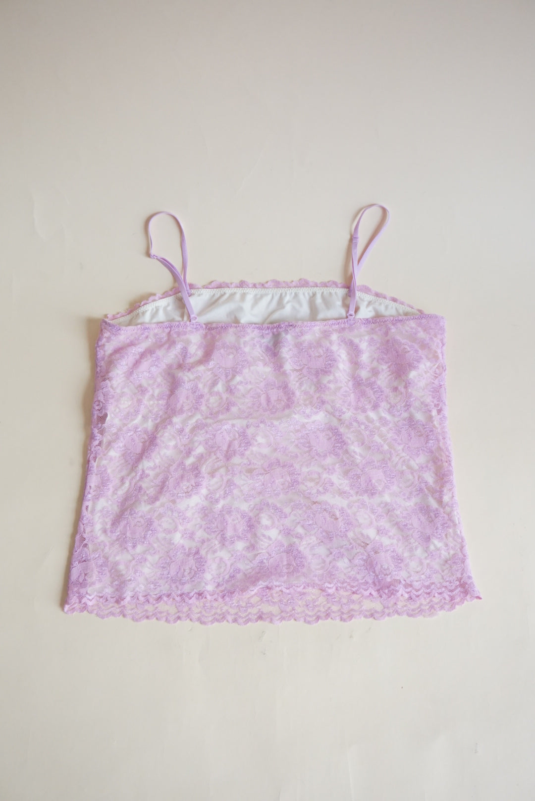 Tops – Tête-à-tête Consignment