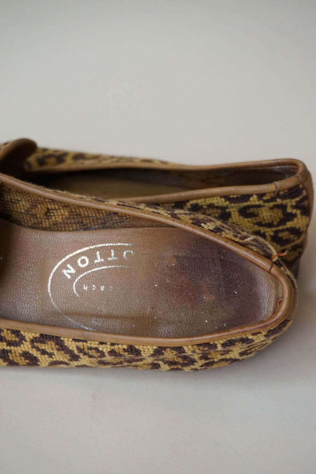 "Stubbs & Wootton" Jaguar Needlepoint Loafers