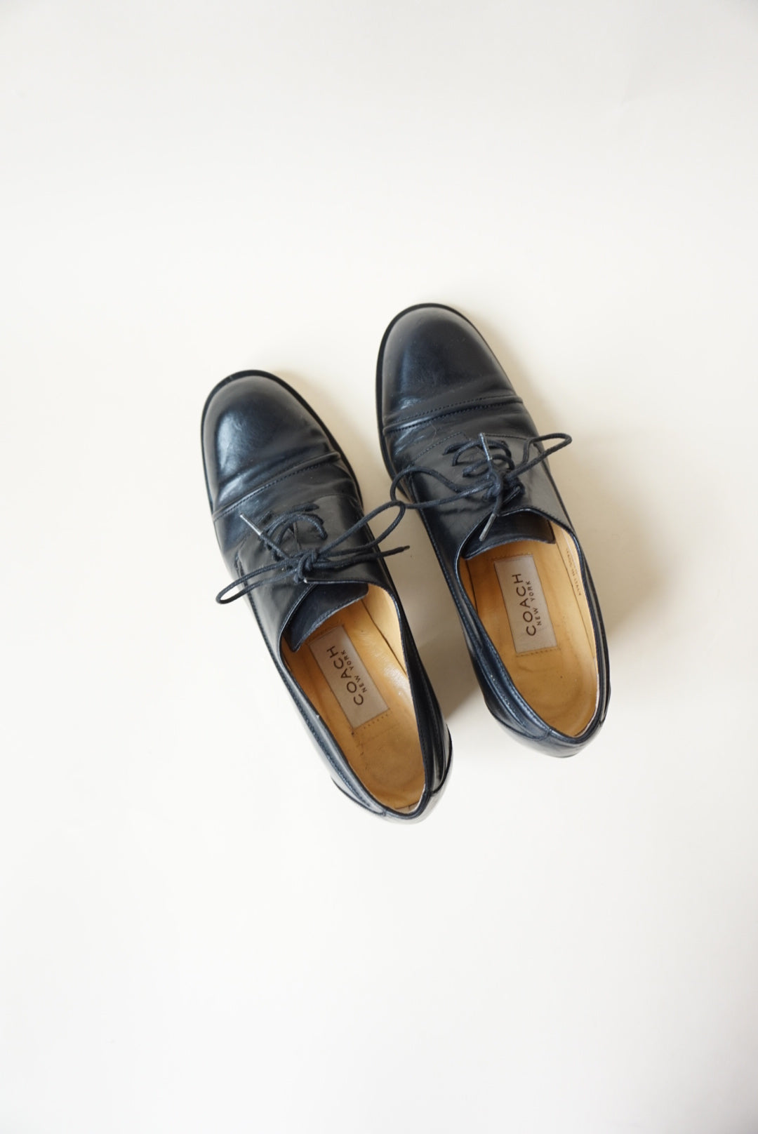 "Coach" Black Leather Oxford Cap Toe Lace Up Heel Pump - Size 6.5