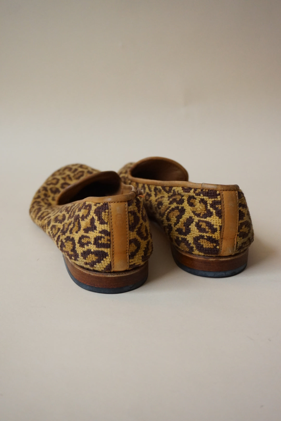 "Stubbs & Wootton" Jaguar Needlepoint Loafers
