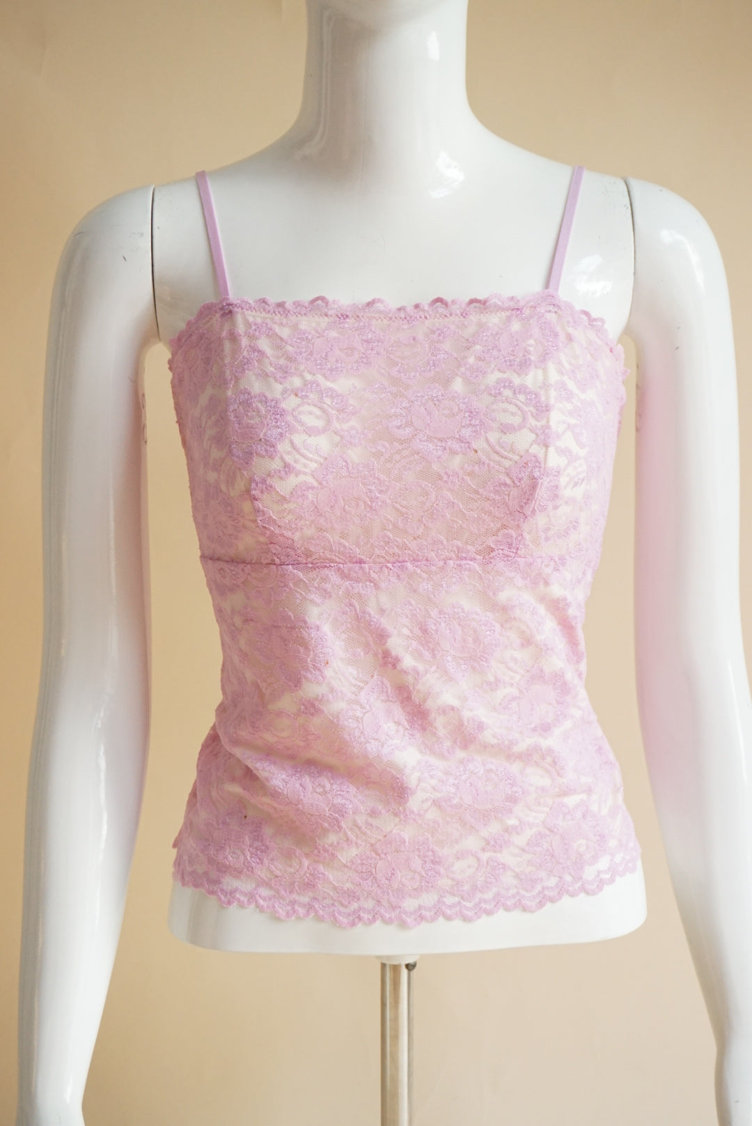 New York & Company Y2K Baby Pink Lace Scalloped Hem Cami - Size Medium