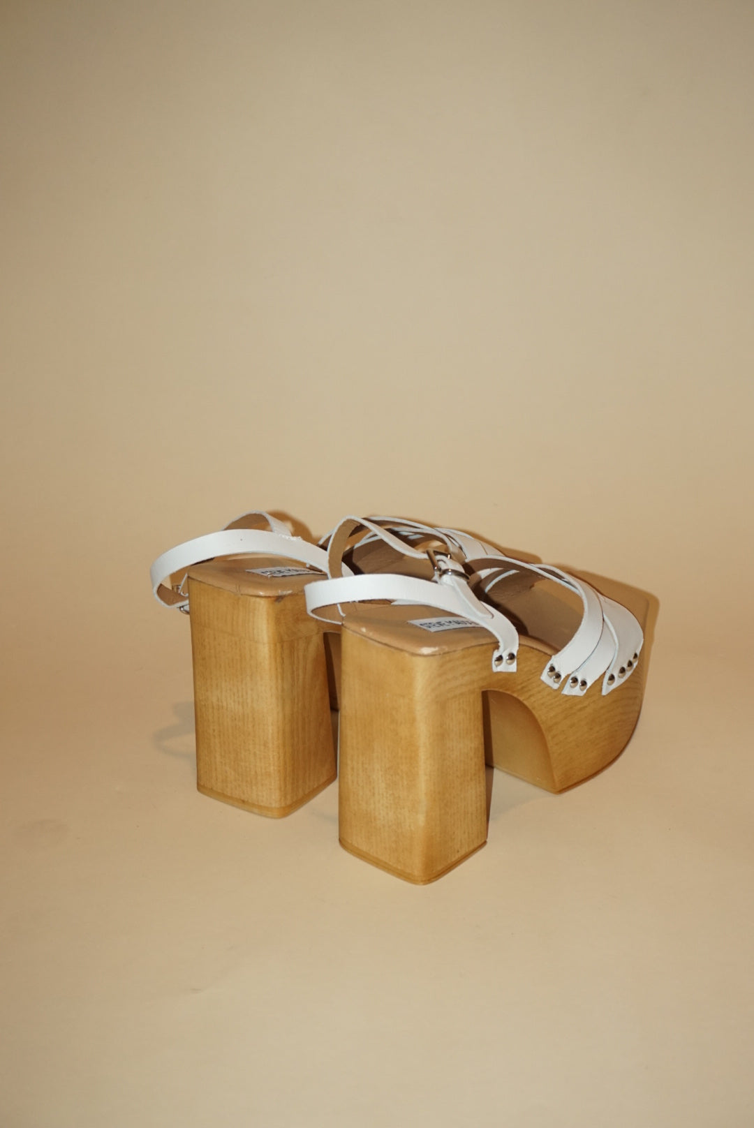 Steve Madden White Chunky Leather "Caileen" Block Y2K Heel NWT - Size 9