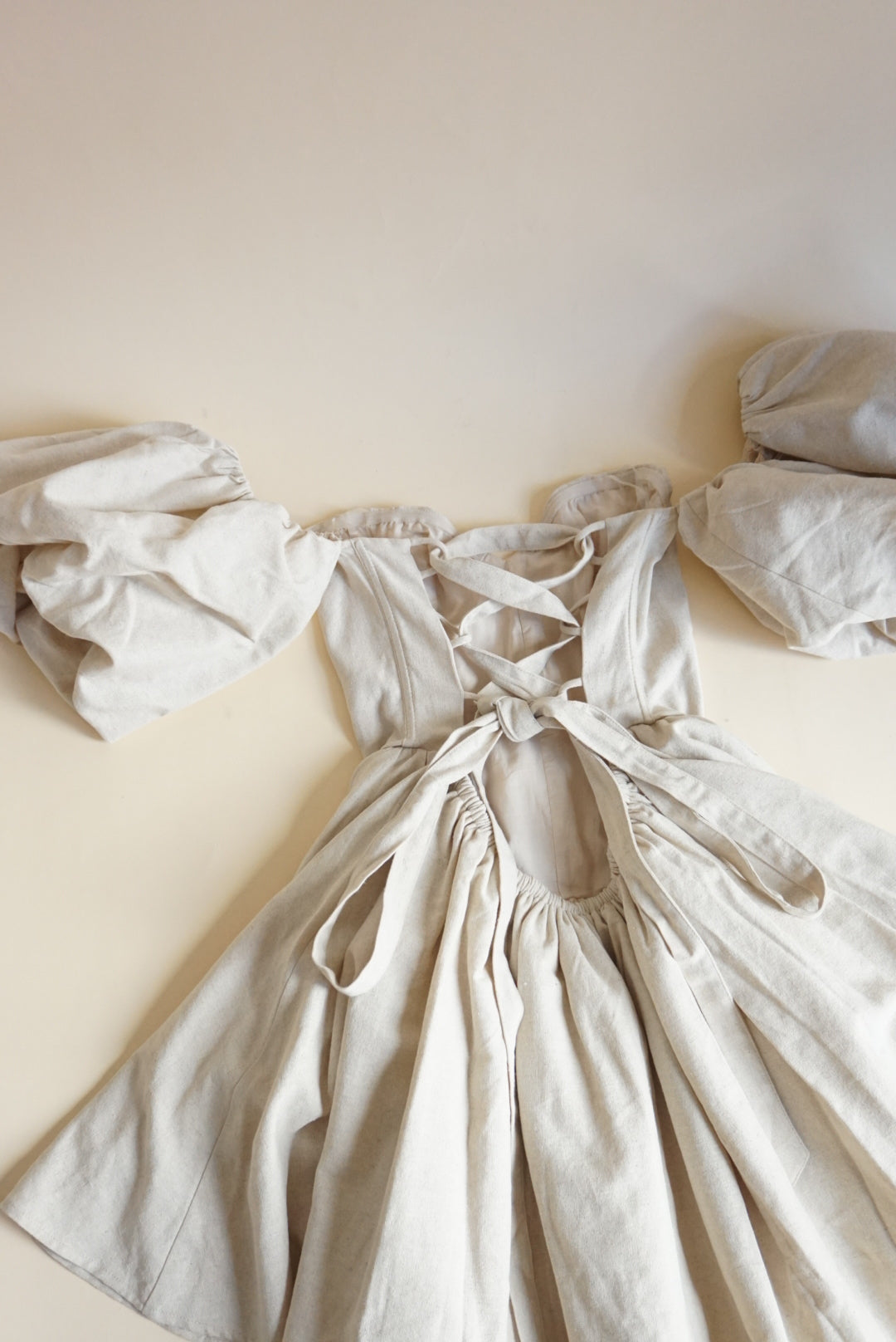 Meshki Siran Puff Sleeve Khaki Corset Linen Mini Dress NWT - Size Medium