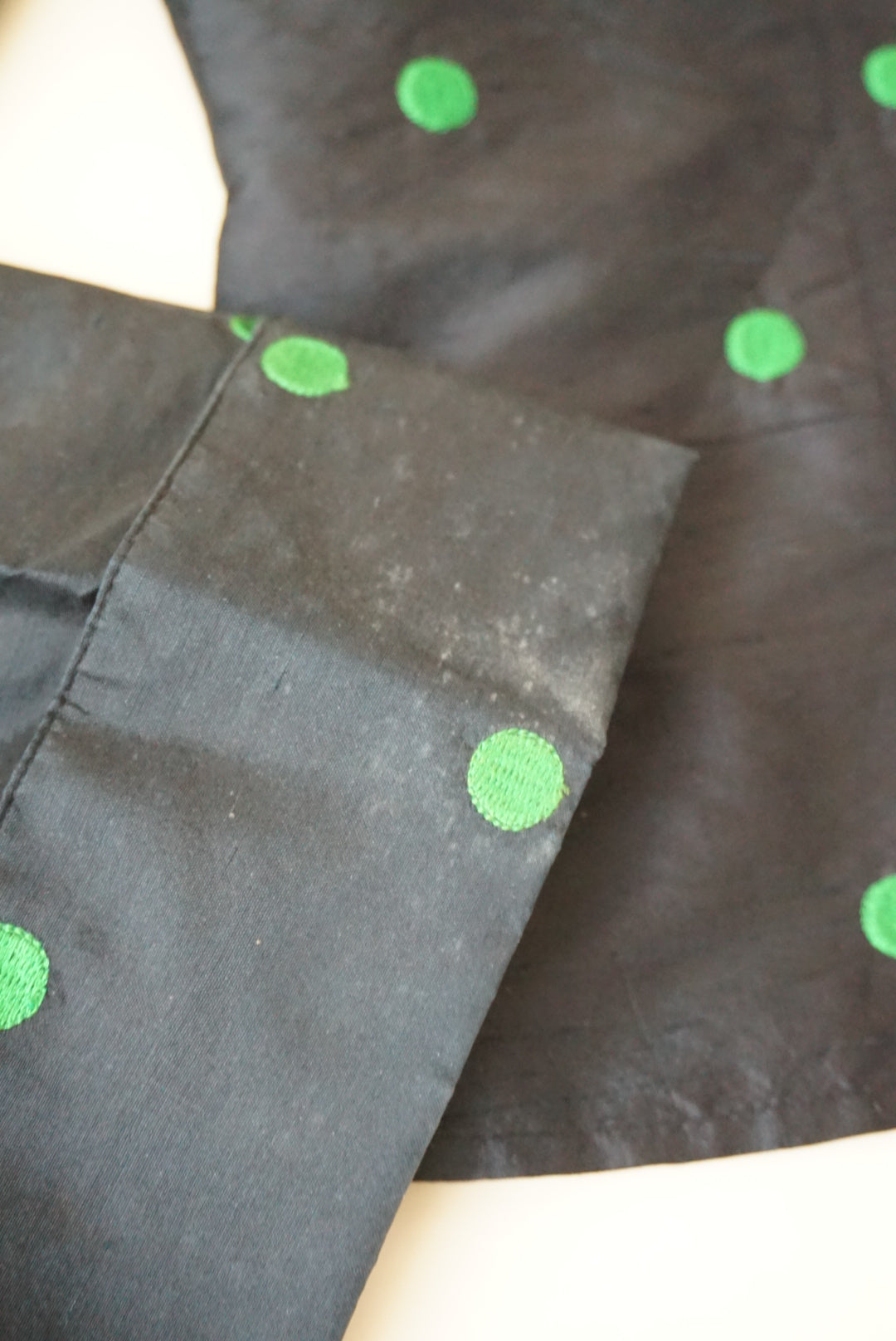 Carlisle Vintage Black Raw Silk Embroidered Green Polka Dot Blouse - Size 12