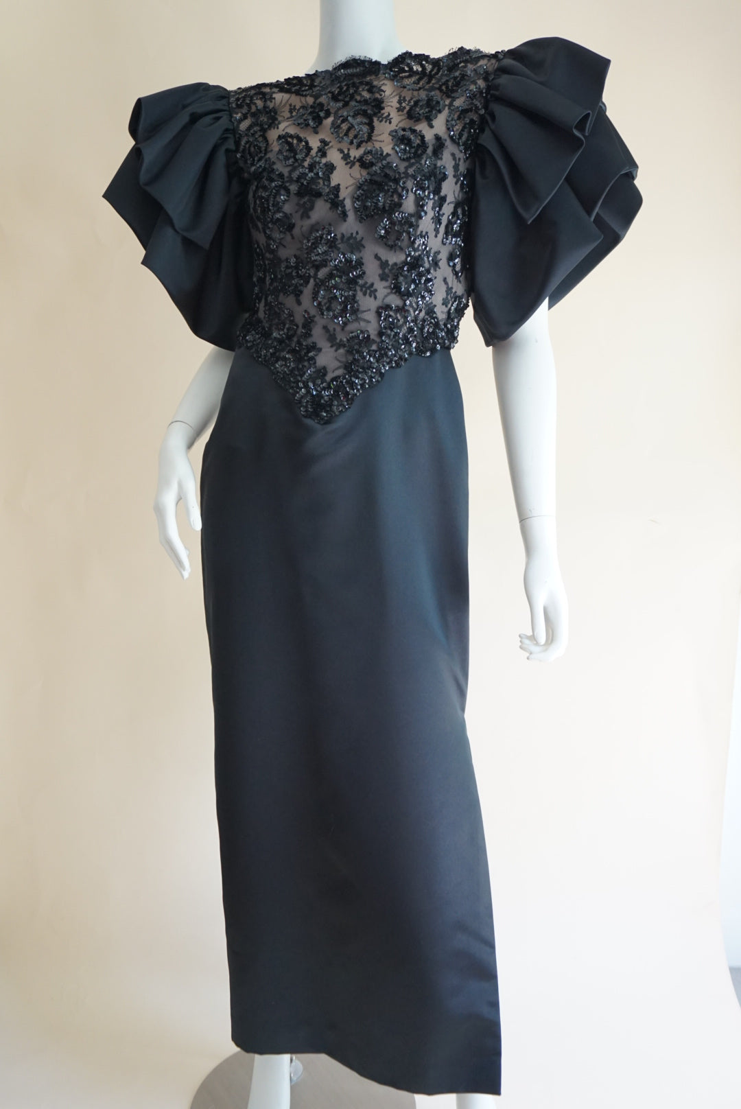 Vintage Black Beaded Lace Dramatic Sleeve Open Back Cocktail Statement Gown