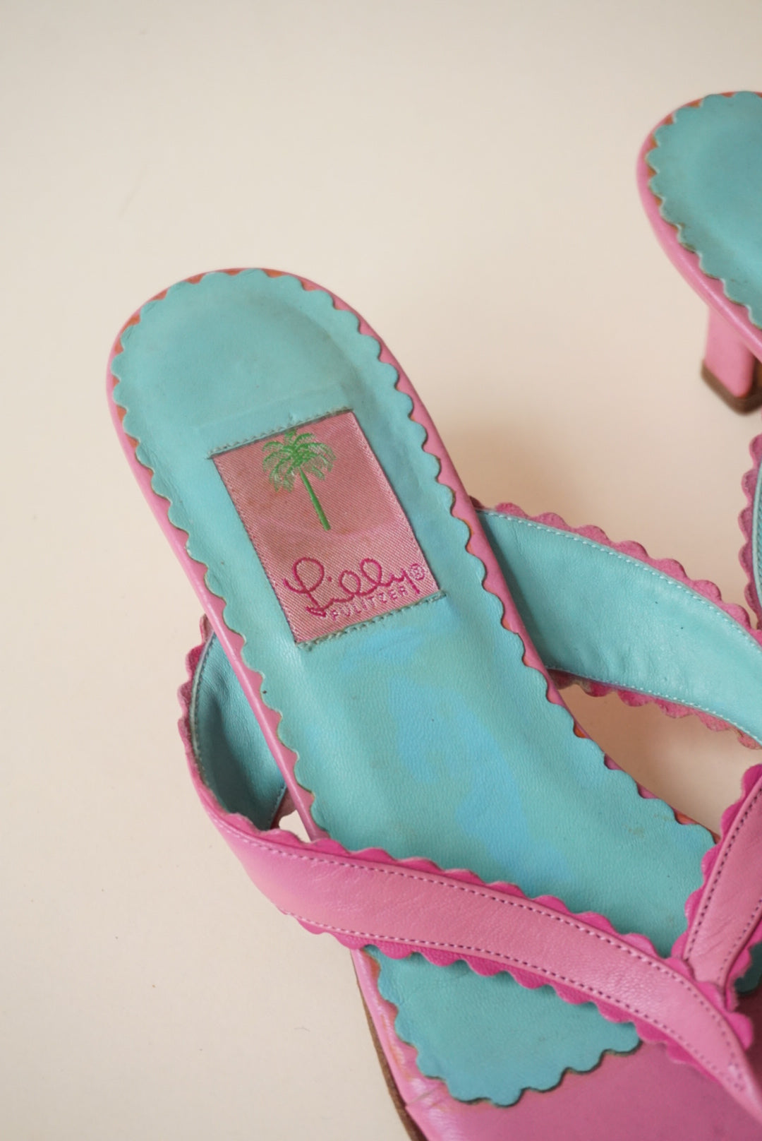 Lilly Pulitzer Pink Thong Scallop Kitten Heel - Size 10