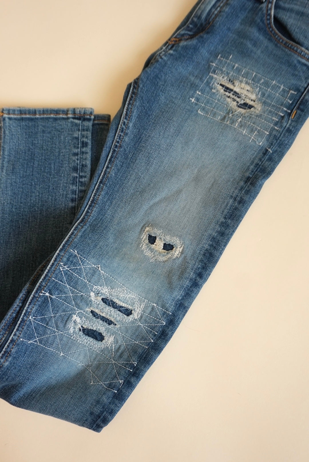 “Rag & Bone” Distressed Medium Wash Jeans - Size 27
