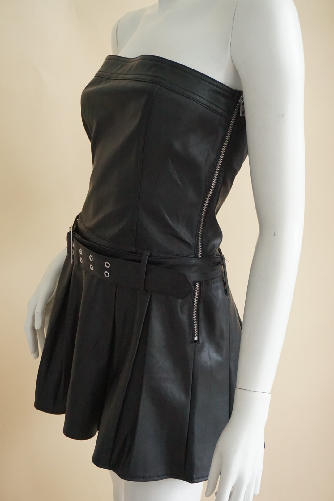 Love Tree Black Faux Leather Strapless Belted Pleated Mini Dress - Size Small