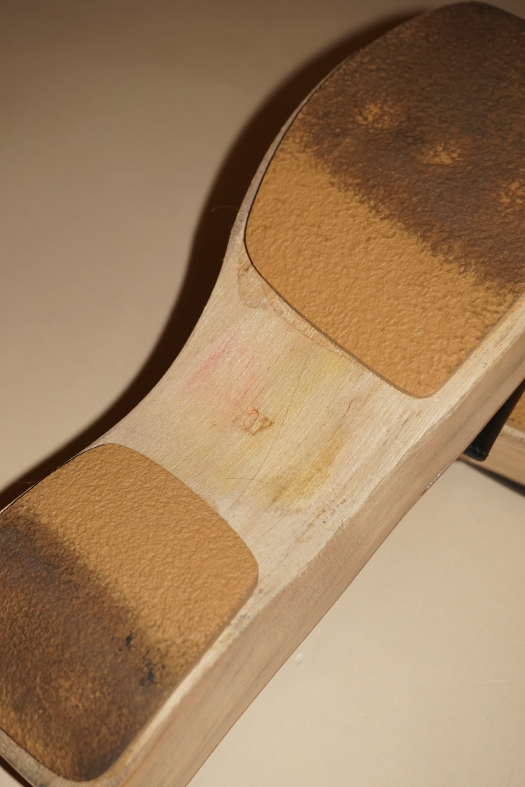 "Mango" Wood Leather Mules - Size 37