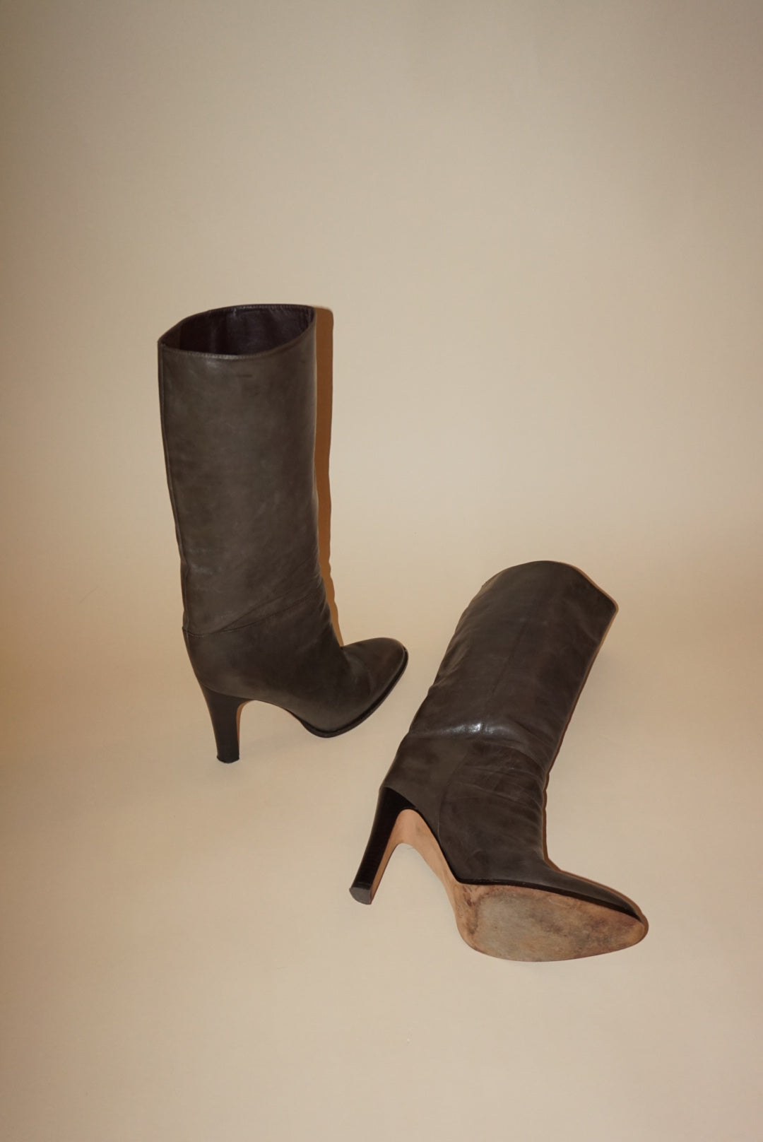 “BCBGMAXAZRIA” Vintage Brown Leather Knee High Boots - Size 8.5